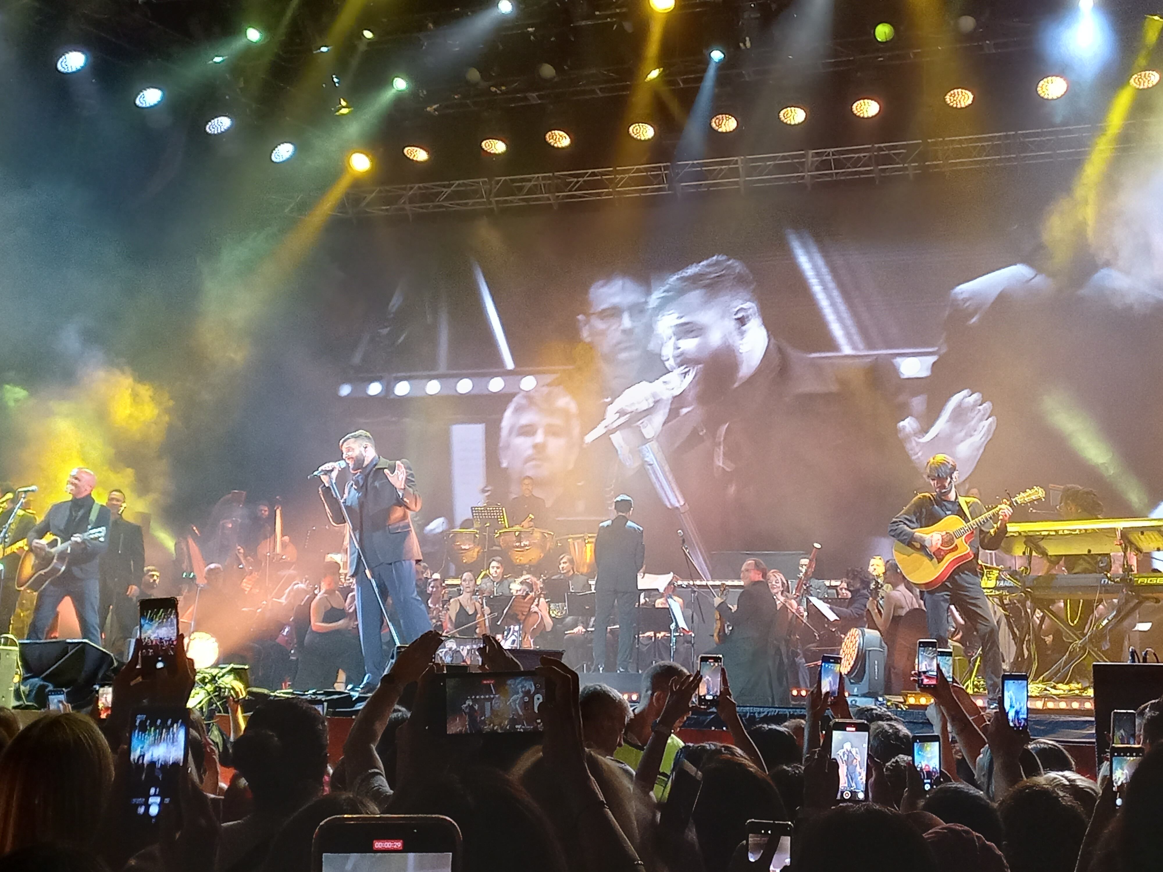 Un estadio colmado de fans disfrutó de principio a fin el concierto del boricua en nuestra provincia.