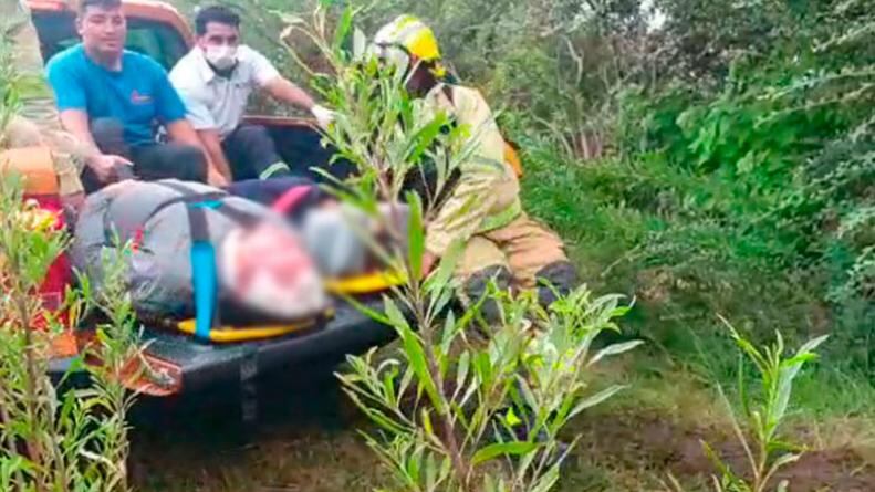 Los abuelos rescatados tras caer al vacío desde la aerosilla de Los Cocos.