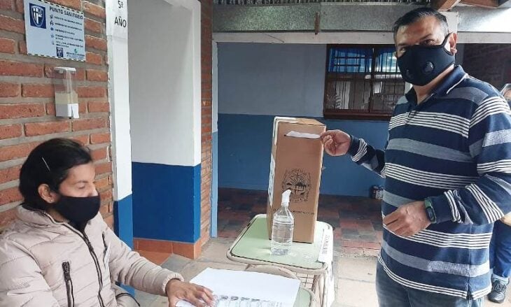 El diputado y candidato por la reelección del Frente Popular Agrario y Social para la Victoria, Isaac Lenguaza, emitió su voto y expresó que “Si no votás, otro decide por vos”