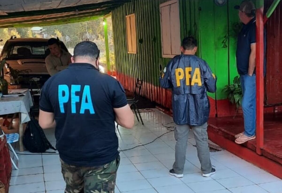 La División Triple Frontera detuvo a dos personas con pedido de captura en Comandante Andresito