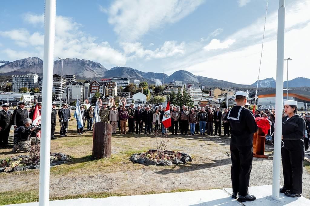 Ceremonia de revalorización de los vínculos entre Argentina y Perú