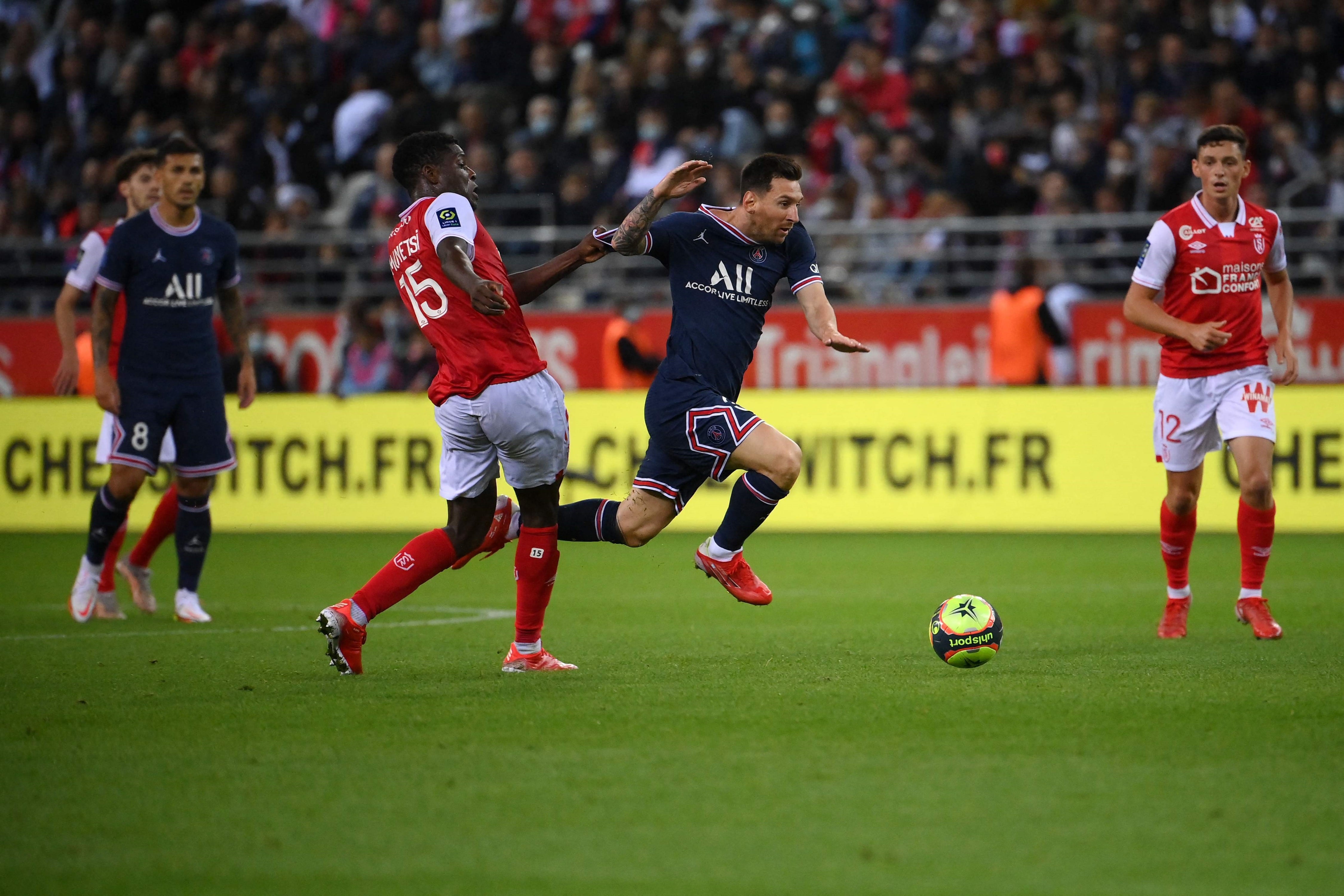 Las mejores fotos del debut de Lionel Messi con el PSG.