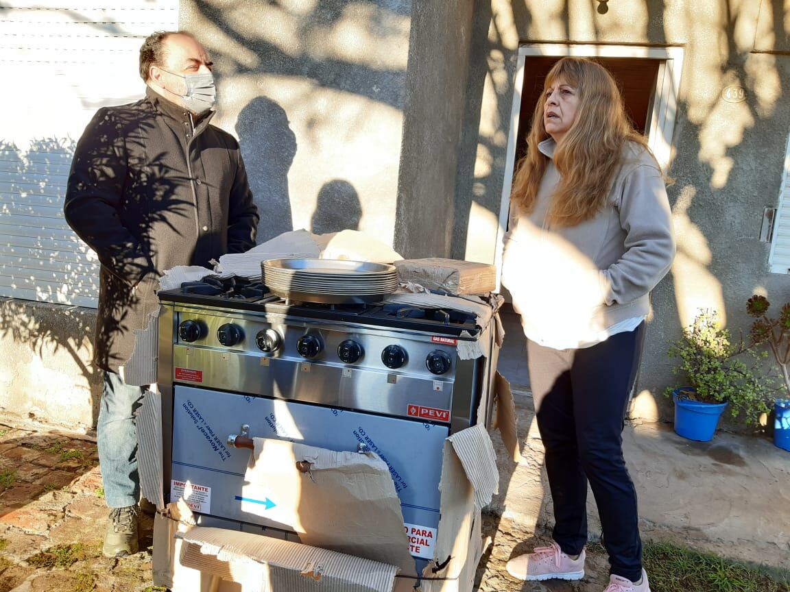 El Municipio entregó maquinarias y herramientas en Copetonas y Reta