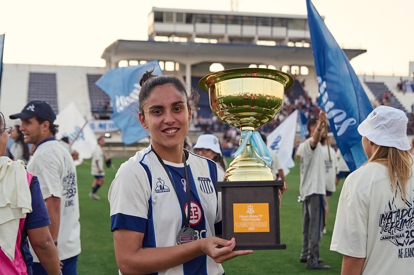 Natalia Grella de Arroyito campeona con Las Matadoras