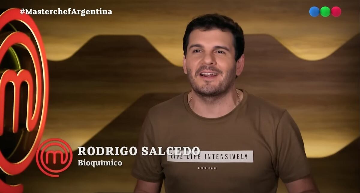 Rodrigo Salcedo desafió a Wanda con preguntas de su vida intima y la incomodó