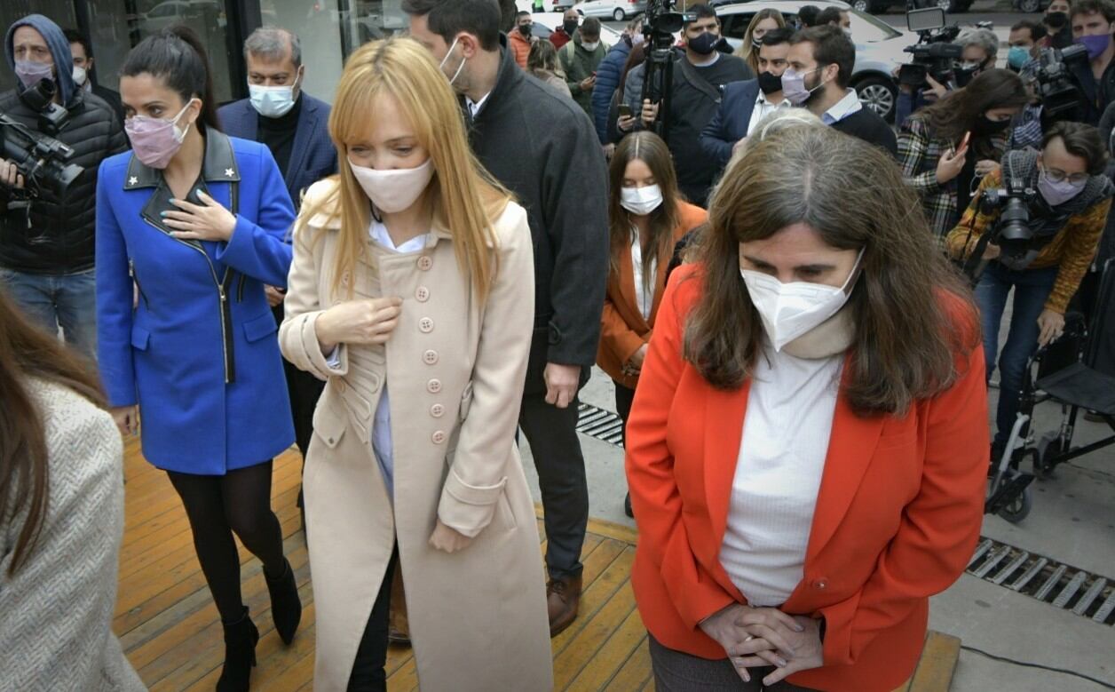 La directora del PAMI, Luana Volnovich; la senadora Anabel Fernández Sagasti; y la ministra de Salud, Ana Nadal. Orlando Pelichotti / Los Andes