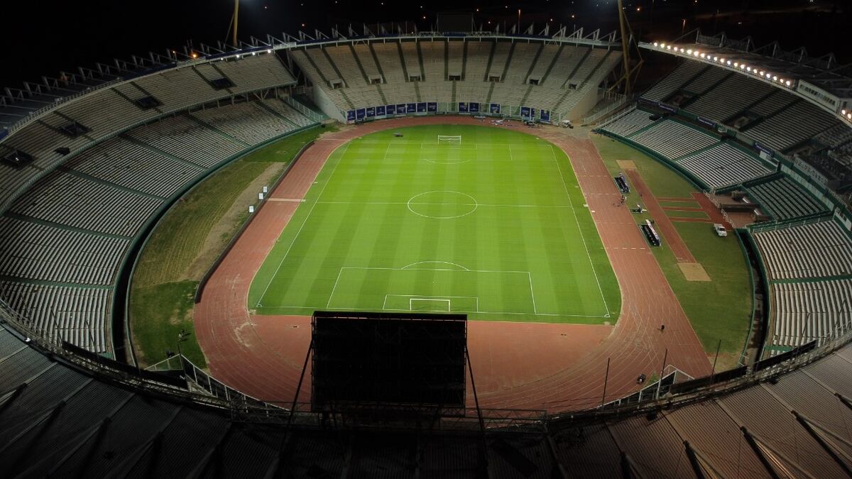 El césped del Kempes invita a jugar la final de la Sudamericana