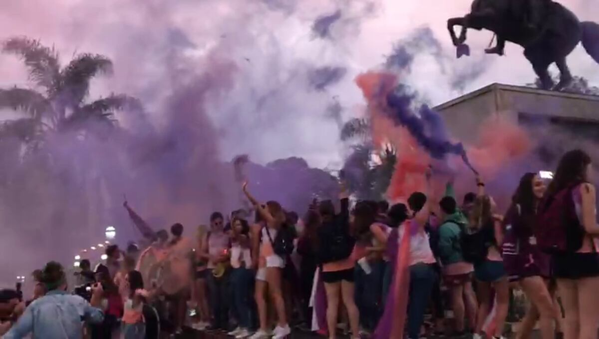 Con protocolo, arrancaron los festejos de 5° año para el “último primer día”