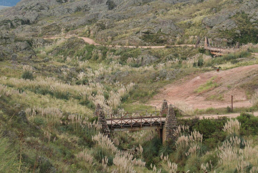  ID:4436533 camino altas cumbres viejo roto puentes colgantes puente colgante copina fotos juan simo