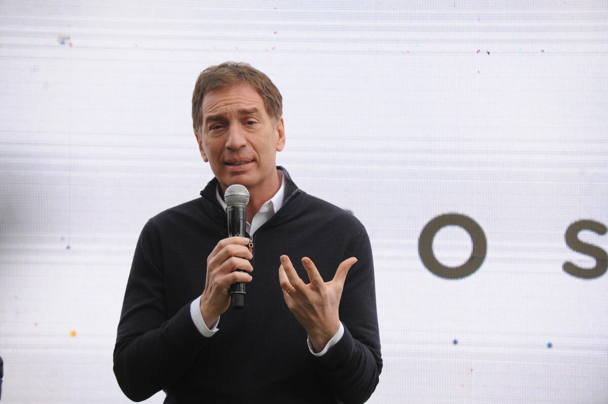 Santilli cruzó a Kicillof por los viajes de egresados: “Ese no es el camino”
