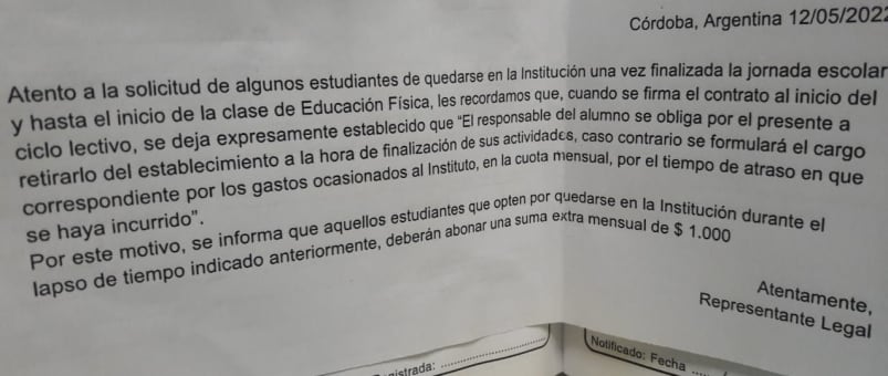 A través de una nota, las autoridades de la escuela explicaron la razón del monto extra de 1.000 pesos.