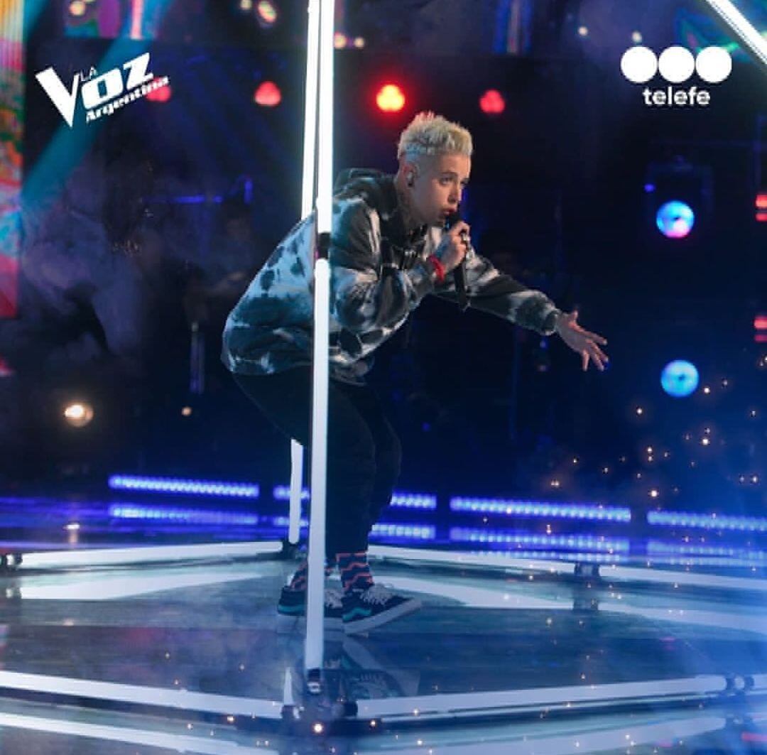 Marcos Olaguibet pasó a las semifinales de La Voz Argentina.