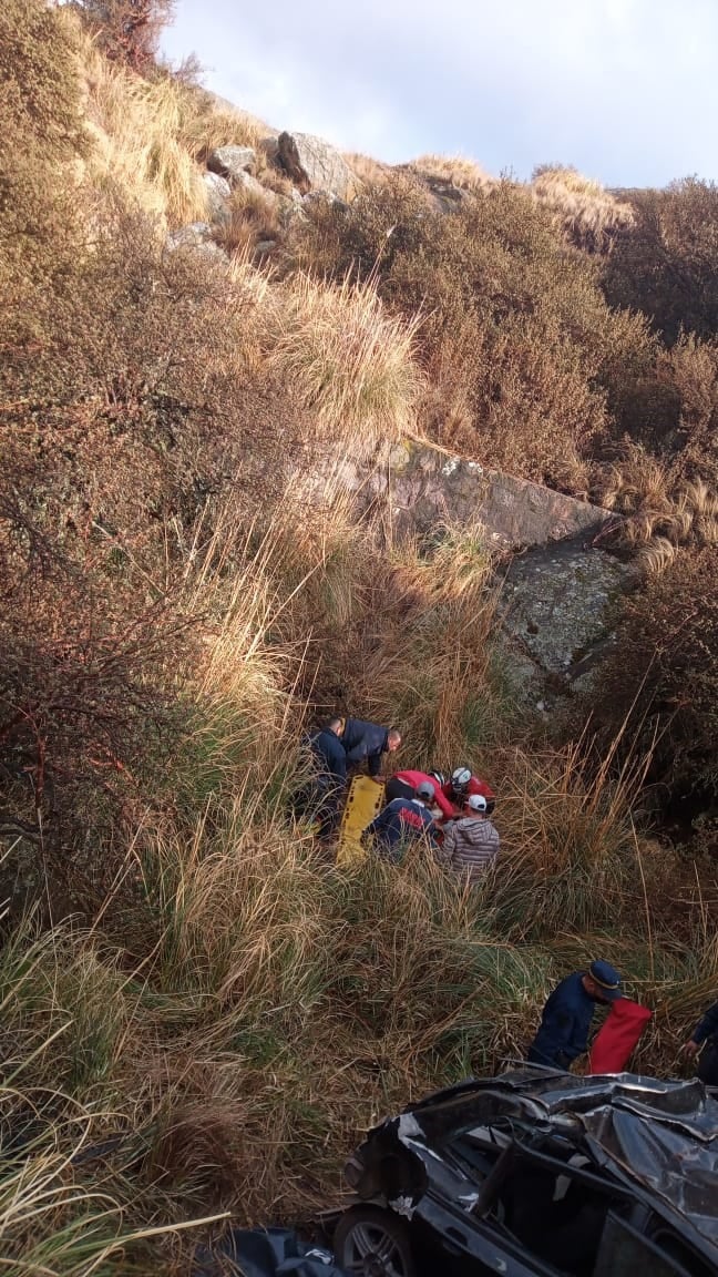 Altas Cumbres. El lugar donde cayó el vehículo (Policía).