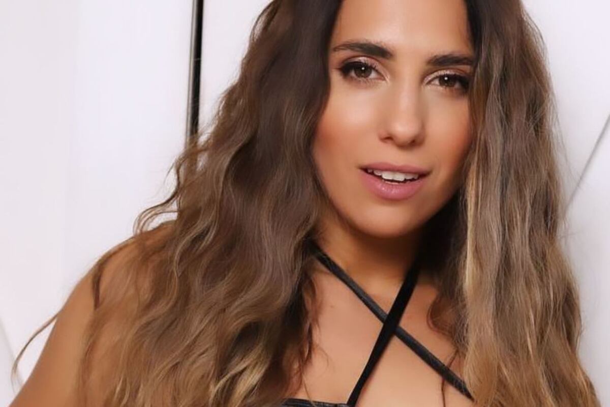 El día que Cinthia Fernández enamoró con una producción de fotos en body metalizado