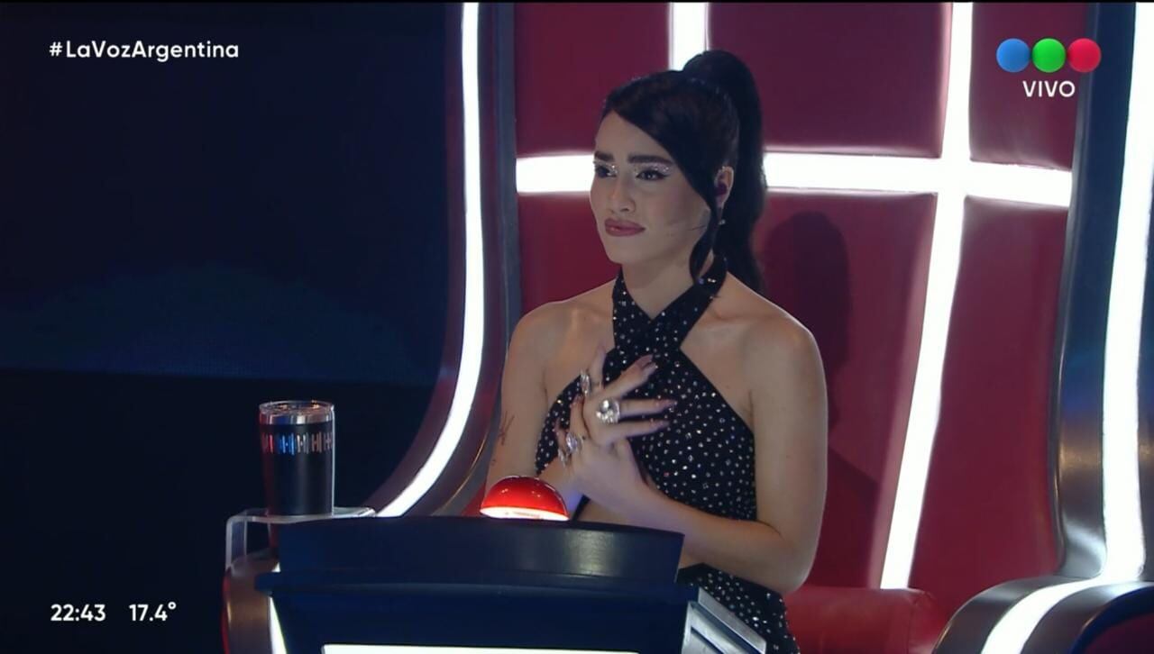 Emilia Soler interpretó "Par mil" en los cuartos de final y cautivó a todos.