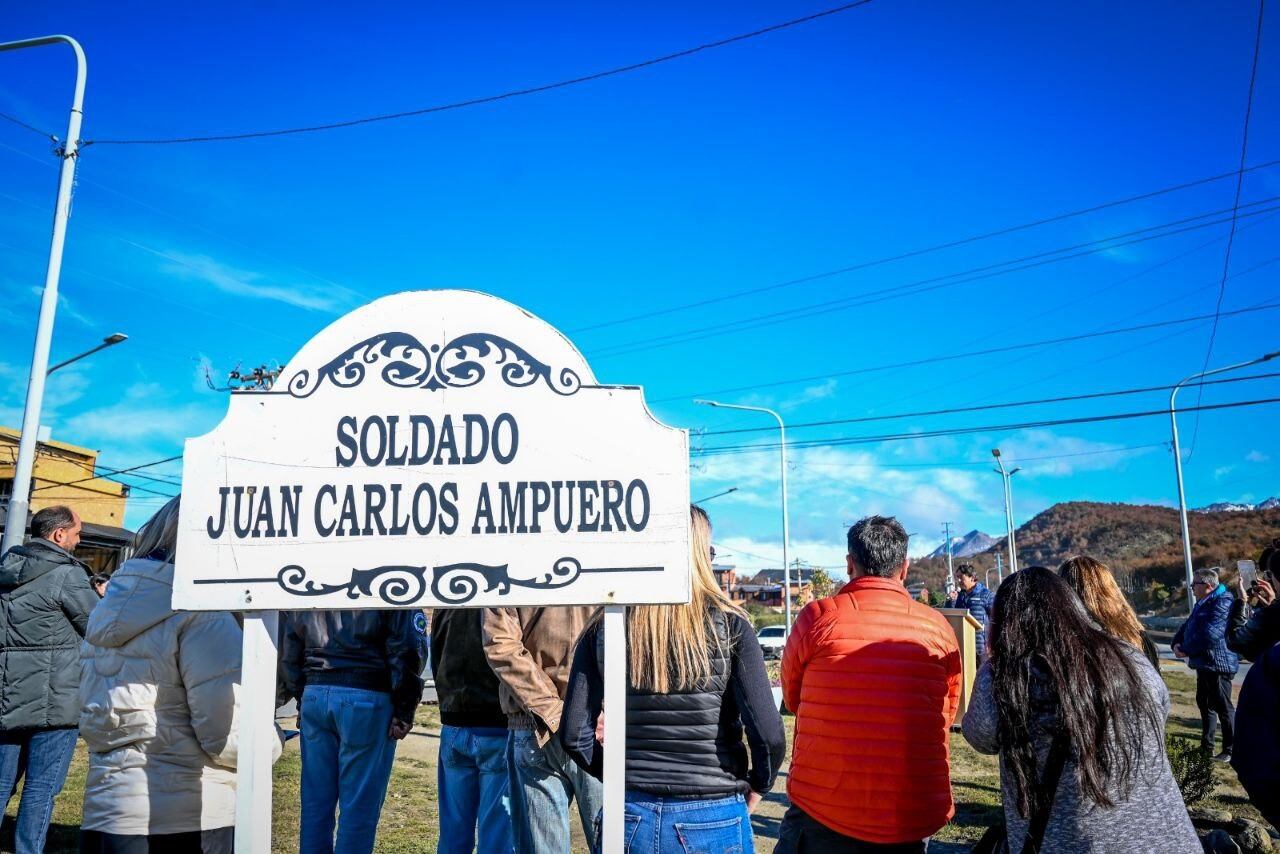 Conmemoraron el Día del Veterano de Guerra Fueguino