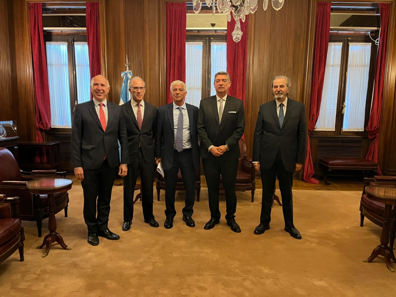 El abogado penalista Mariano Cúneo Libarona se reunió con los integrantes de la Corte.