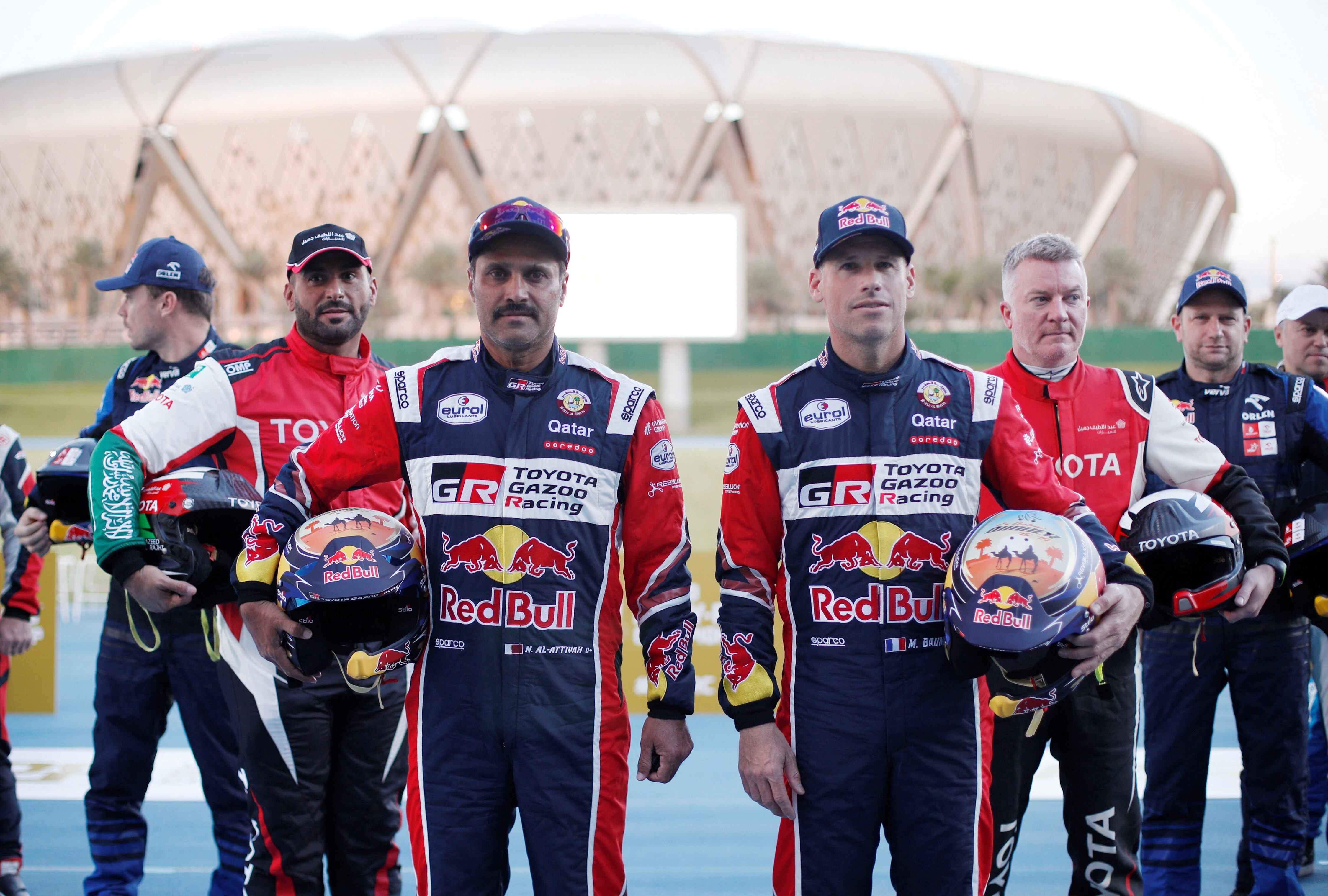 Nasser Al-Attiyah y su navegante Matthieu Baumel (Toyota), listos para el Dakar 2022.