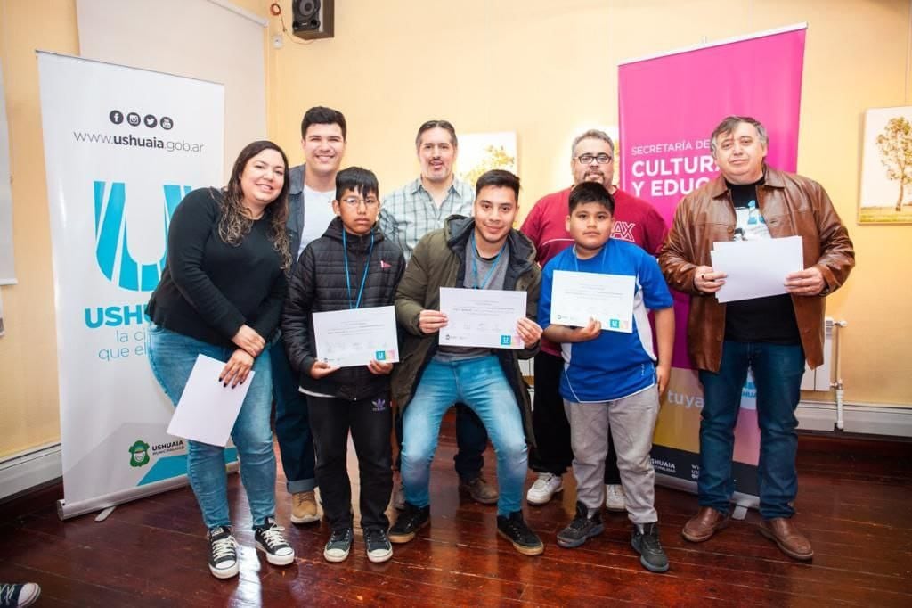 "Nos pone muy contentos ver tanta participación y el gran crecimiento de la Escuela Municipal de Ajedrez”, dijo el coordinador de Juventudes, Agustín Monzón.