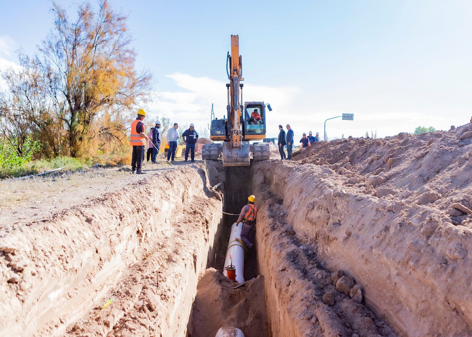 Matías Stevanato supervisó avance de obra clave de saneamiento.