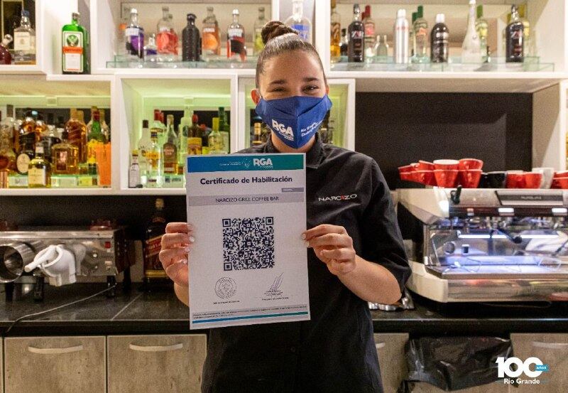 El Municipio incorporó el código de lectura QR a los nuevos certificados de habilitación Comercial.