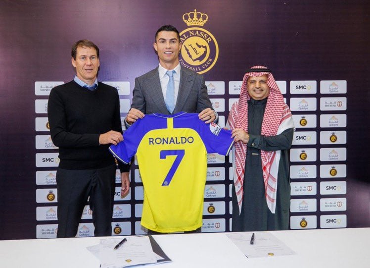 Cristiano Ronaldo en su presentación en Al Nassr