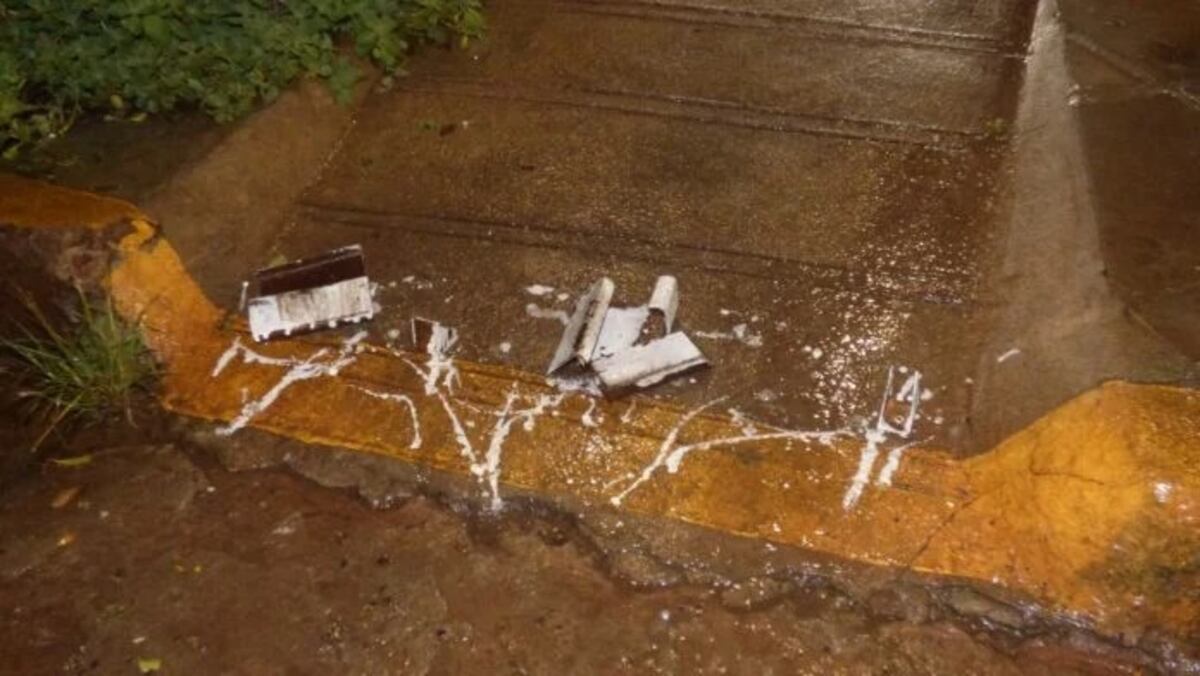 Posadas: colocaron obstáculos en una rampa para silla de ruedas a metros de una escuela especial