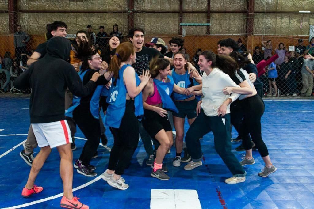 El “Ushuaia joven” celebró su jornada deportiva con futsal femenino