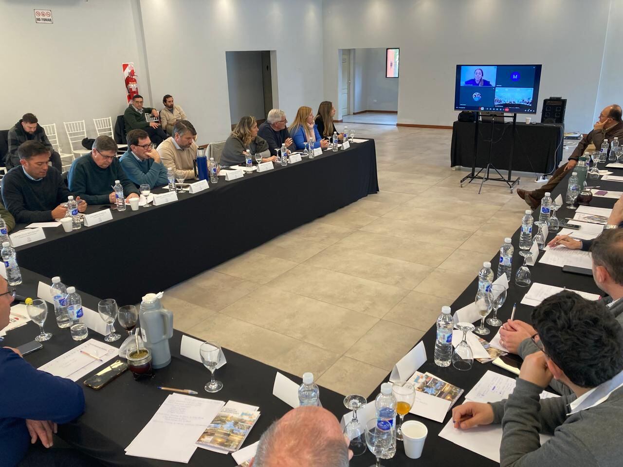 Gonzales Chaves: Lucia Gómez Presente En El Cuarto Foro De Intendentes Radicales Bonaerenses