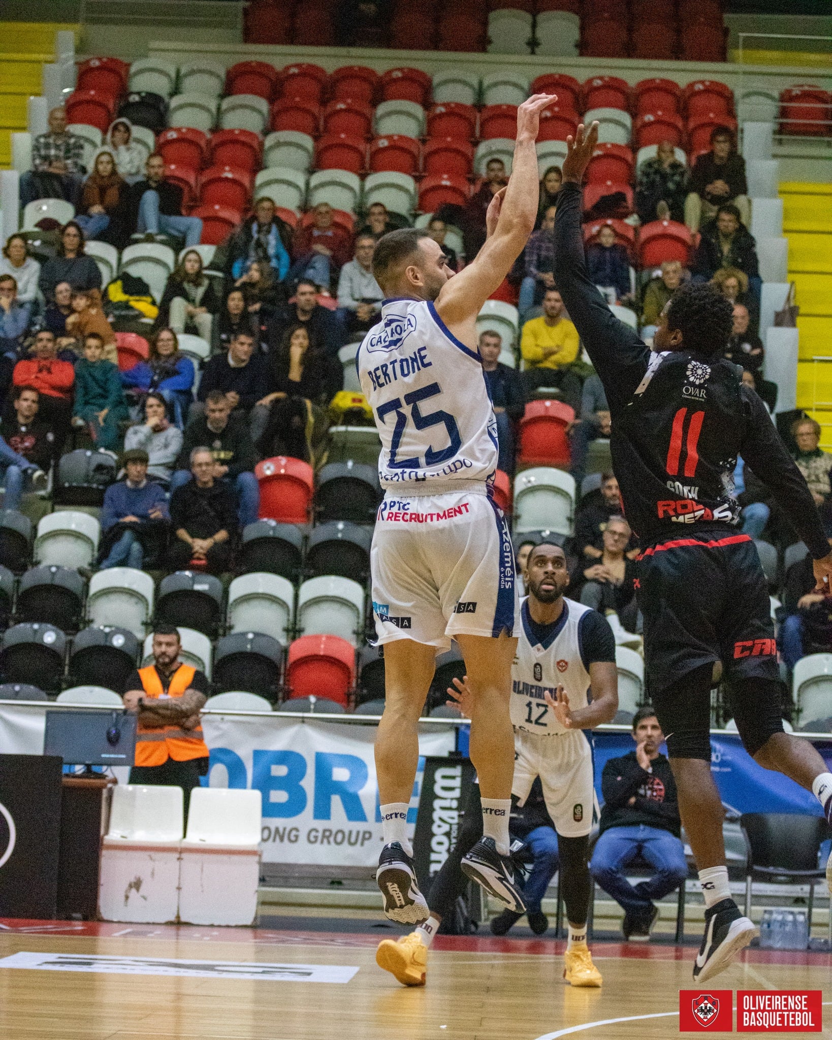 Pablo Bertone Oliveirense Liga Portugal Basquet