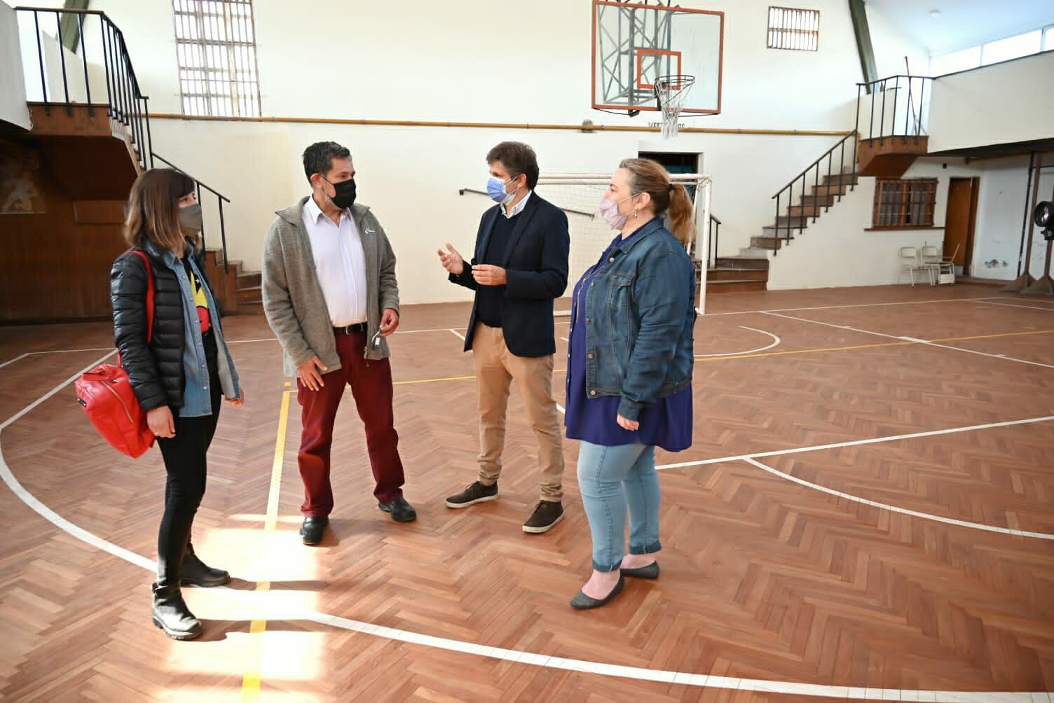 Ediles del Frente de Todos visitaron la escuela técnica de 14 de Julio y Gascón.