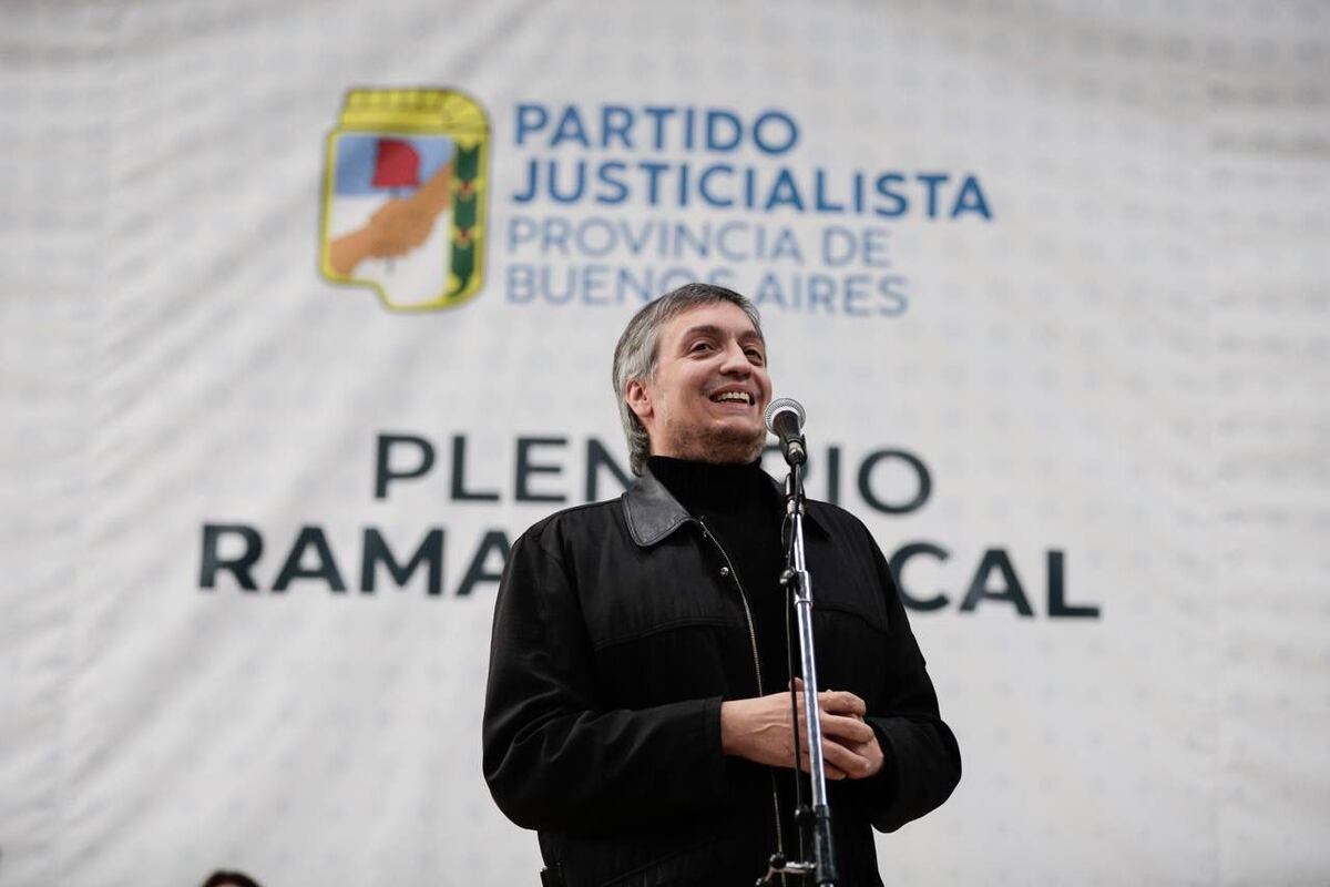Máximo Kirchner apuntó contra Martín Guzmán en el acto por el 1° de mayo