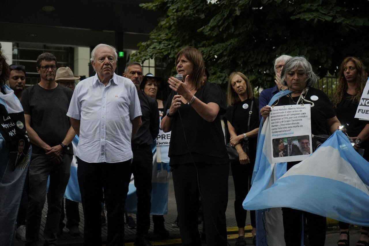 Patricia Bullrich participó del acto en memoria de Nisma. 