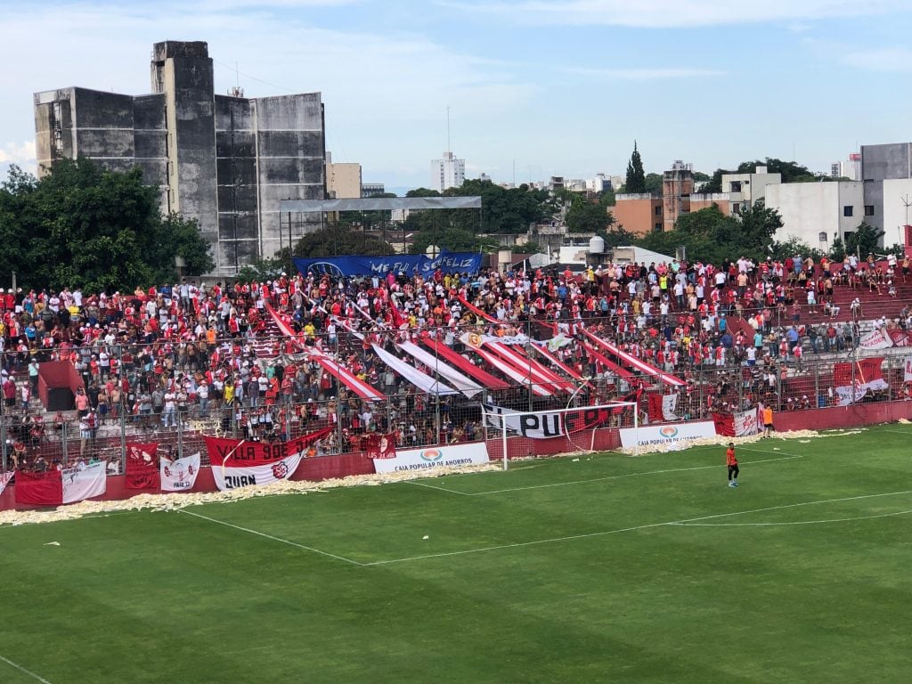 El partido se disputó en la cancha de San Martín.