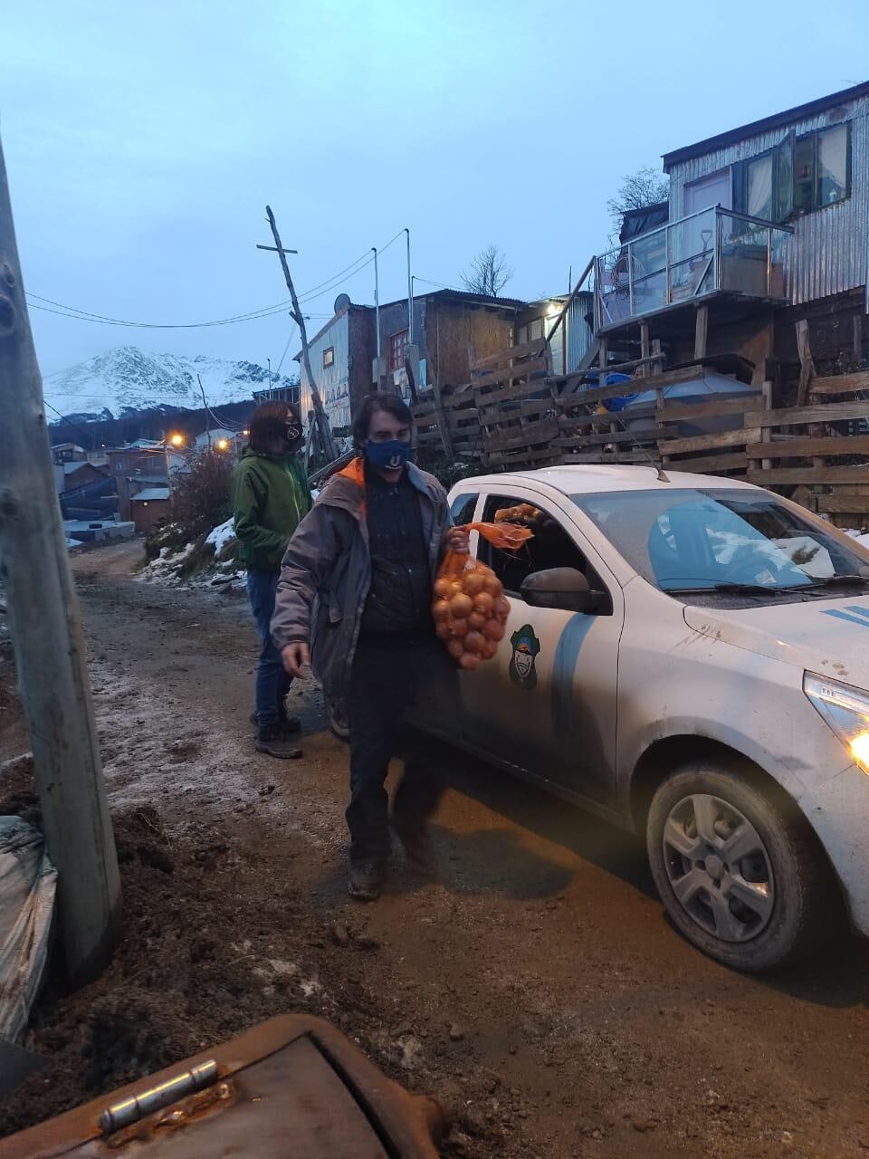 En un trabajo articulado entre el Municipio y el Consejo Social de Emergencia se entregaron insumos en comedores, copas de leche y ollas populares.