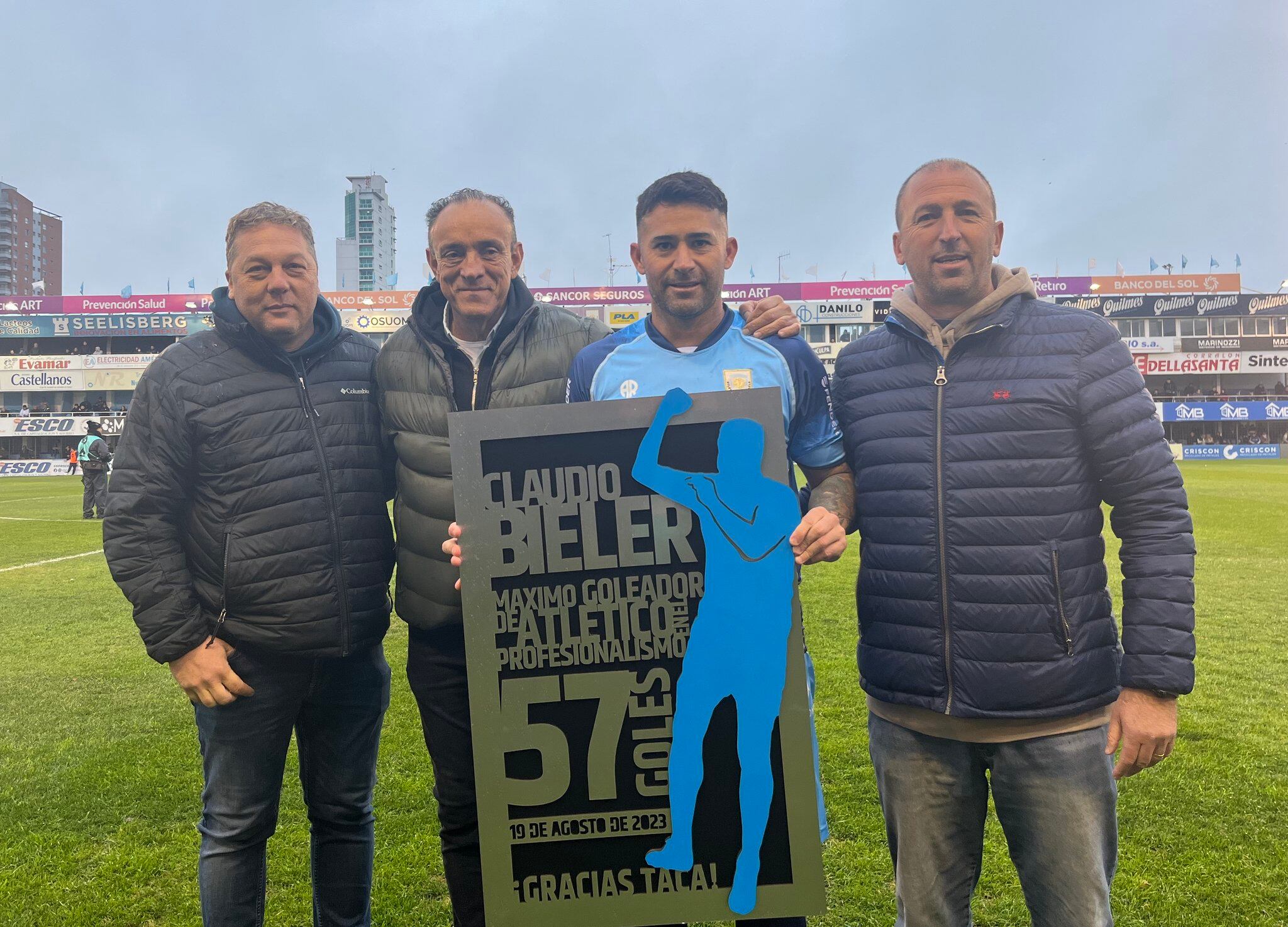 Reconocieron a Bieler tras convertirse como máximo goleador de Atlético de Rafaela en la historia del profesionalismo