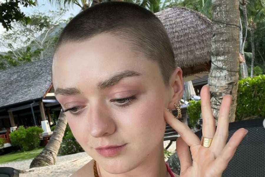 Maisie Williams de vacaciones en las islas Seychelles con su novio Reuben Selby.