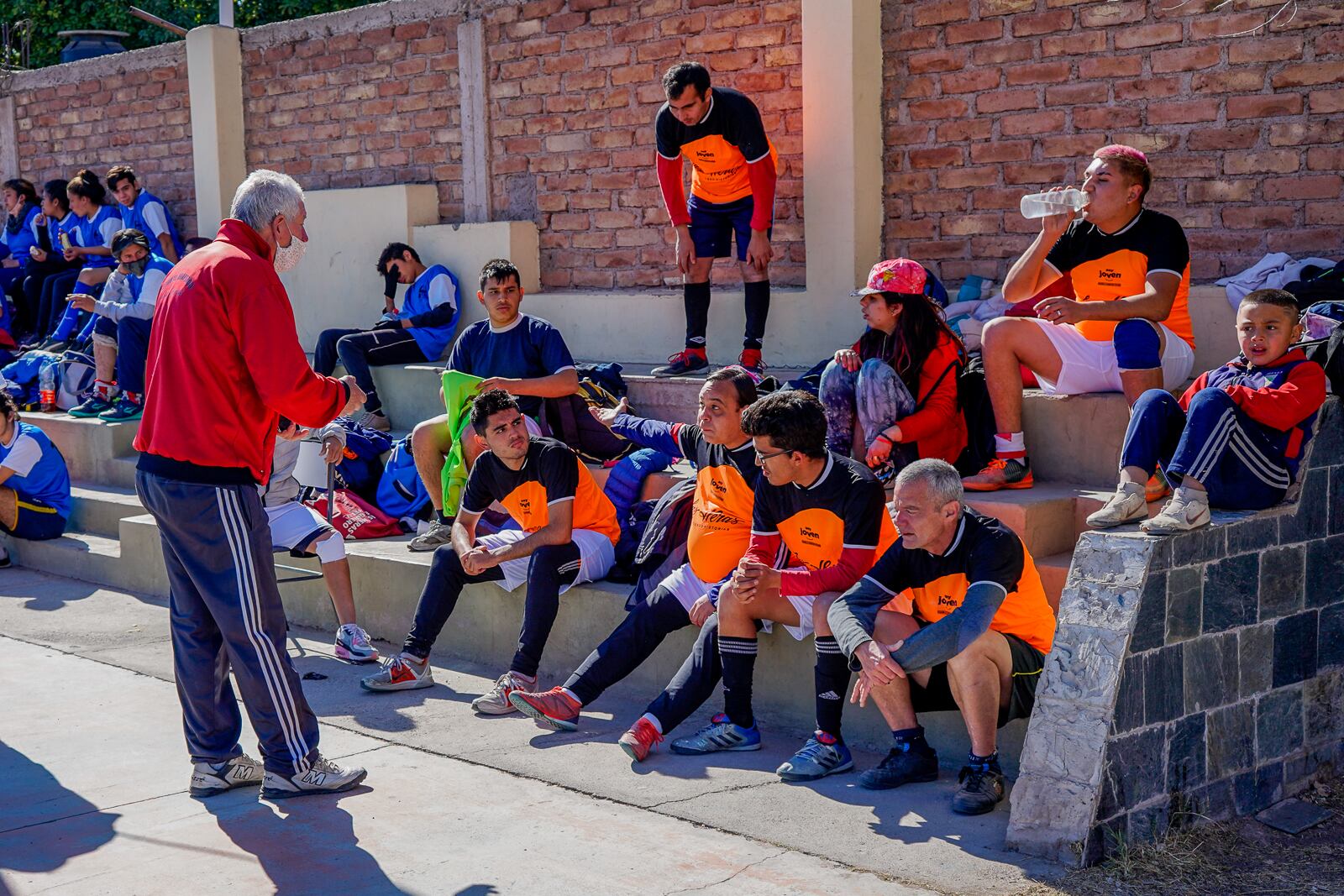 Pedro Fóppoli, el ídolo de Huracán que entrena al equipo de fútbol adaptado de Las Heras.