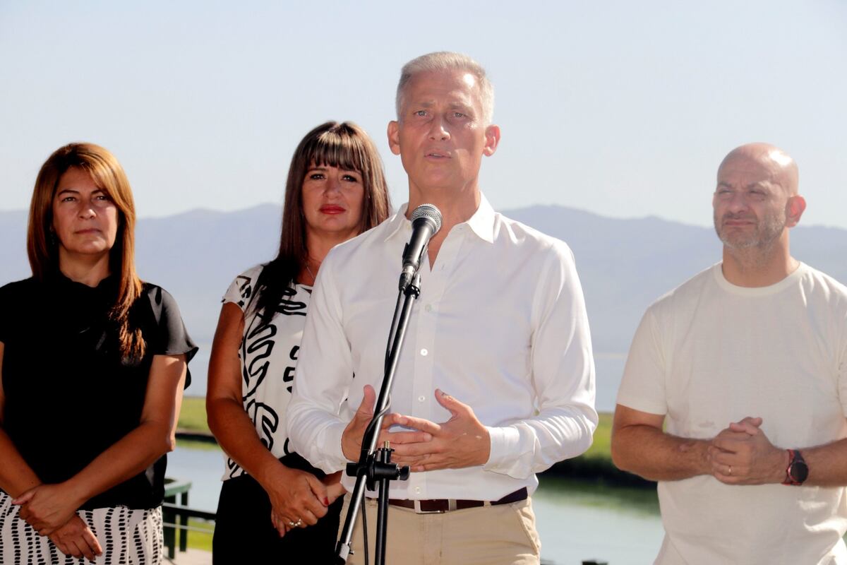 El intendente de Carlos Paz solicitó a la provincia una solución definitiva para el Lago San Roque
