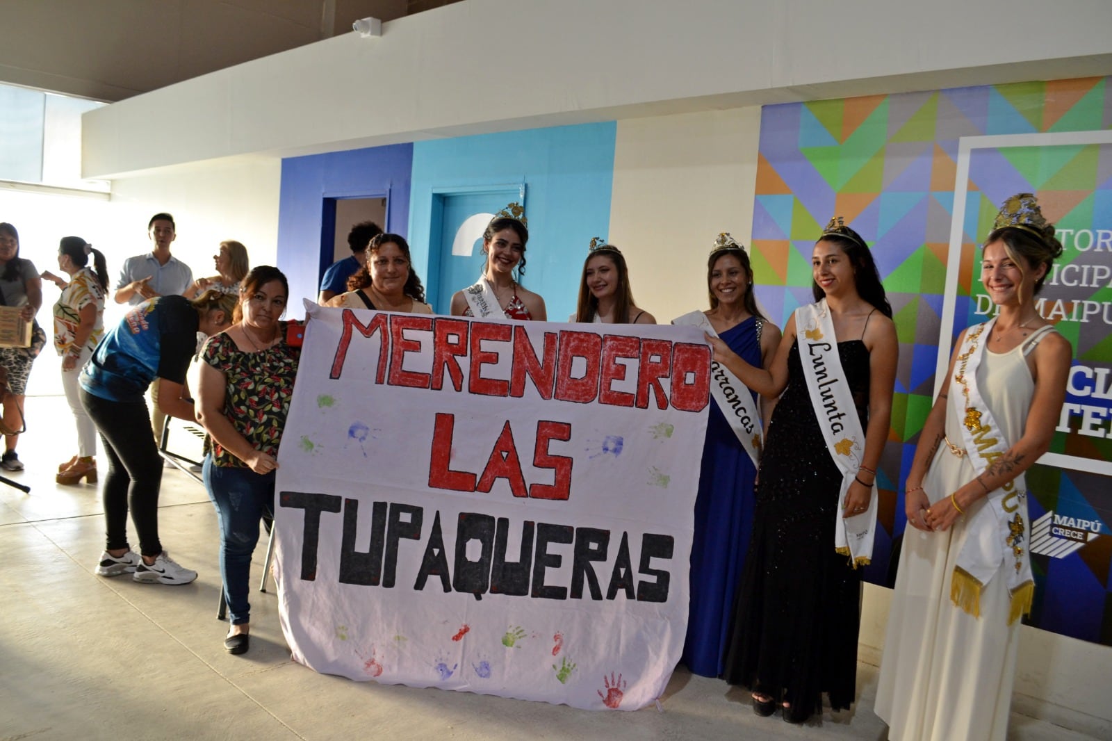 Merenderos de Maipú recibieron leche.