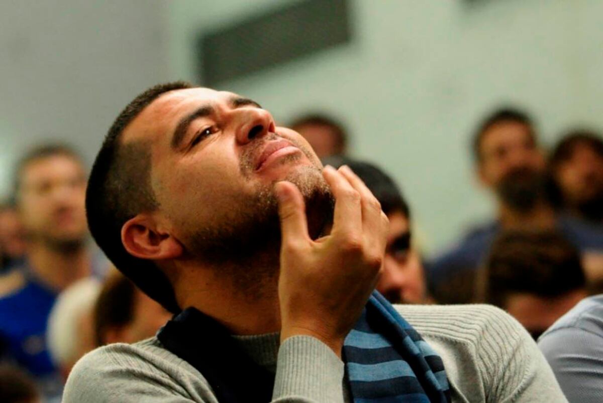 Riquelme le respondió a Wanchope Ábila: “No debe estar contento, no lo compró ningún club”