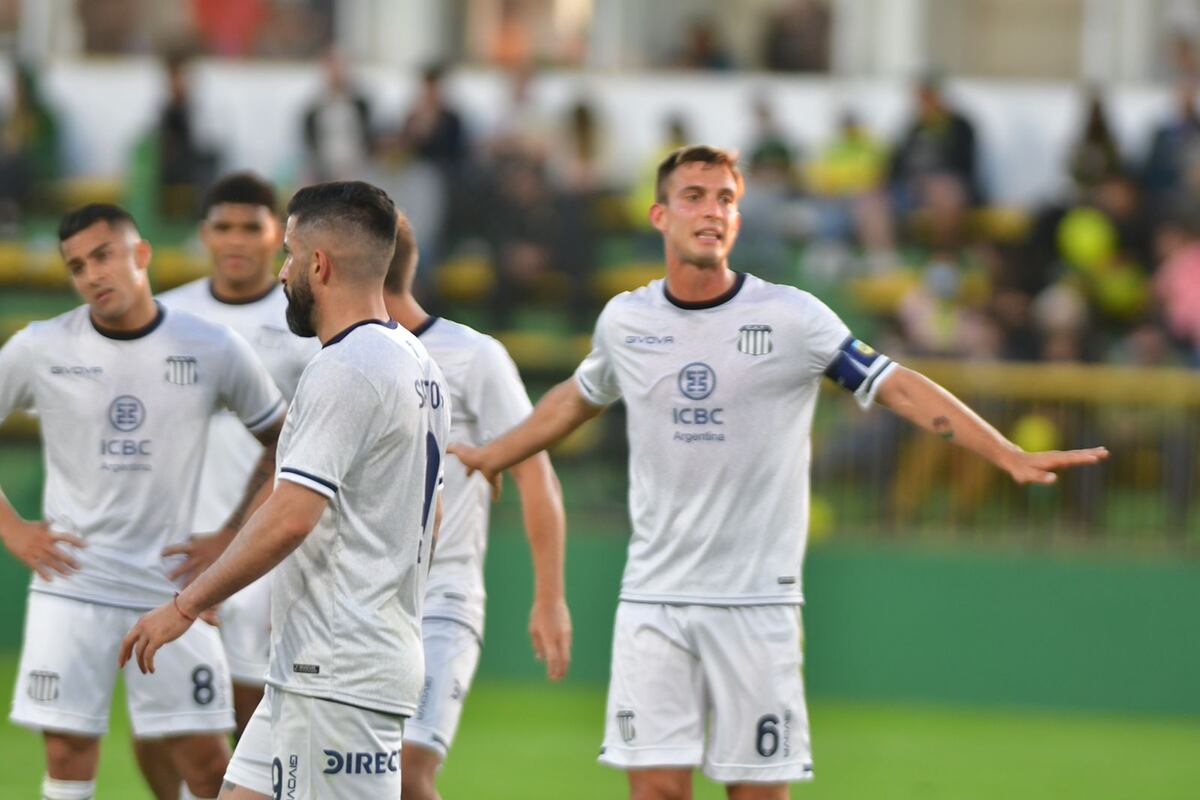 En Rosario afirman que Juan Cruz Komar no volverá a jugar en Talleres