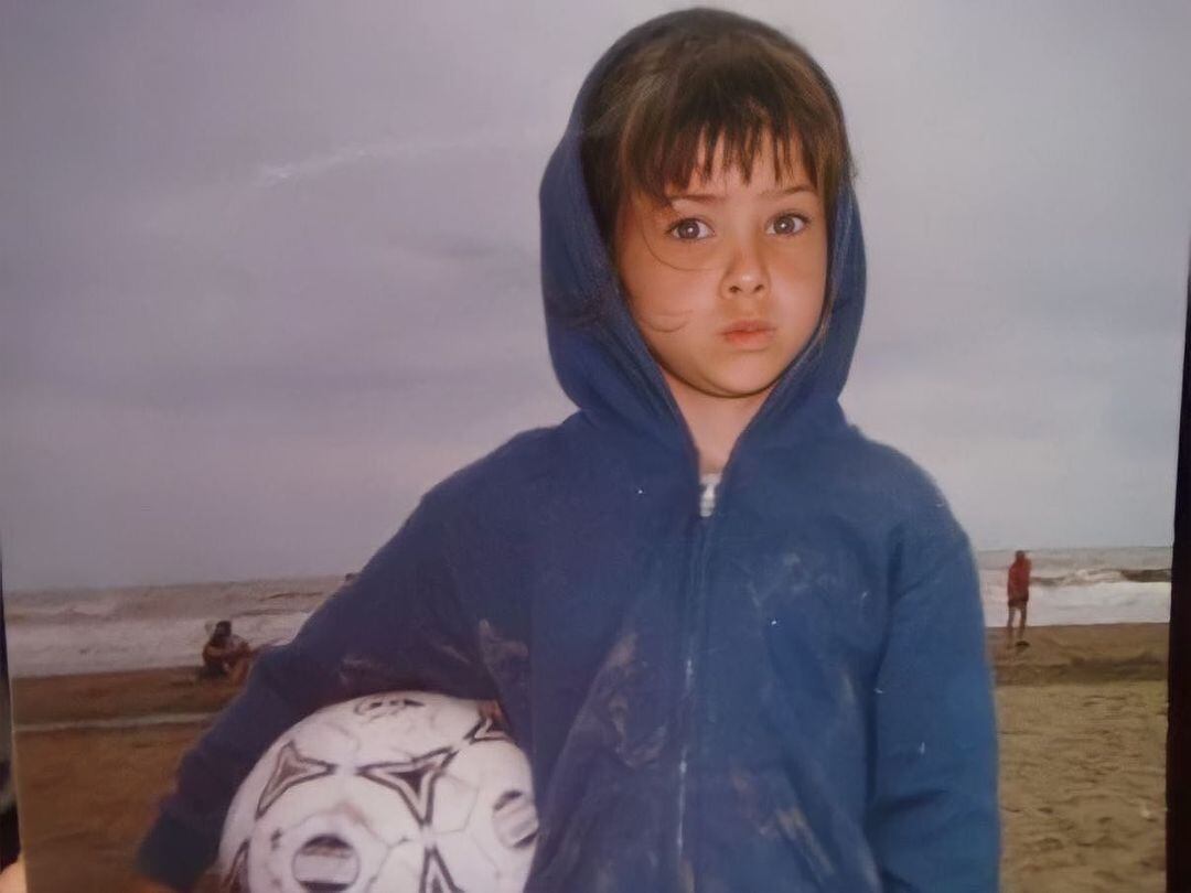 La foto retro de China Suárez para alentar a la Selección