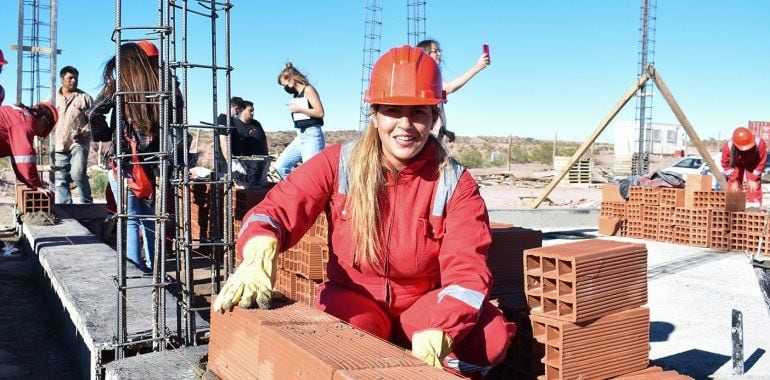 “Aprender un rubro totalmente masculinizado, acceder al trabajo digno y hacerlo junto a otras compañeras mujeres y encima sabiendo que es para vos y tus hijos, toma otro valor”,  dijo una de las mujeres.