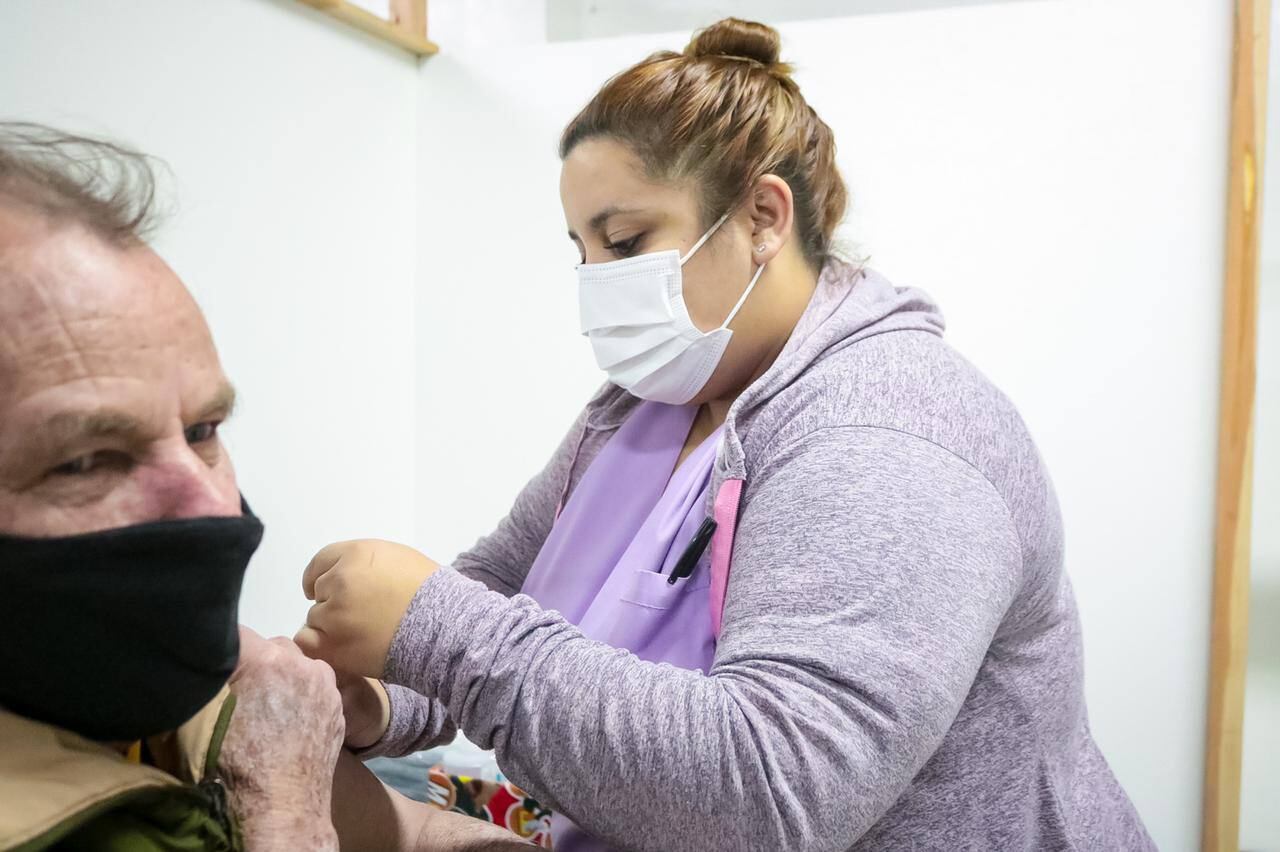 Se realizó una nueva jornada de vacunación en las instalaciones del polideportivo