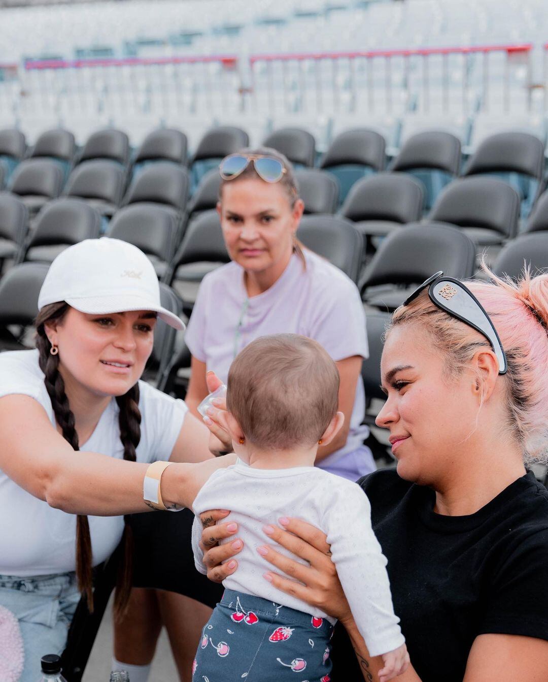 Karol G con su familia.