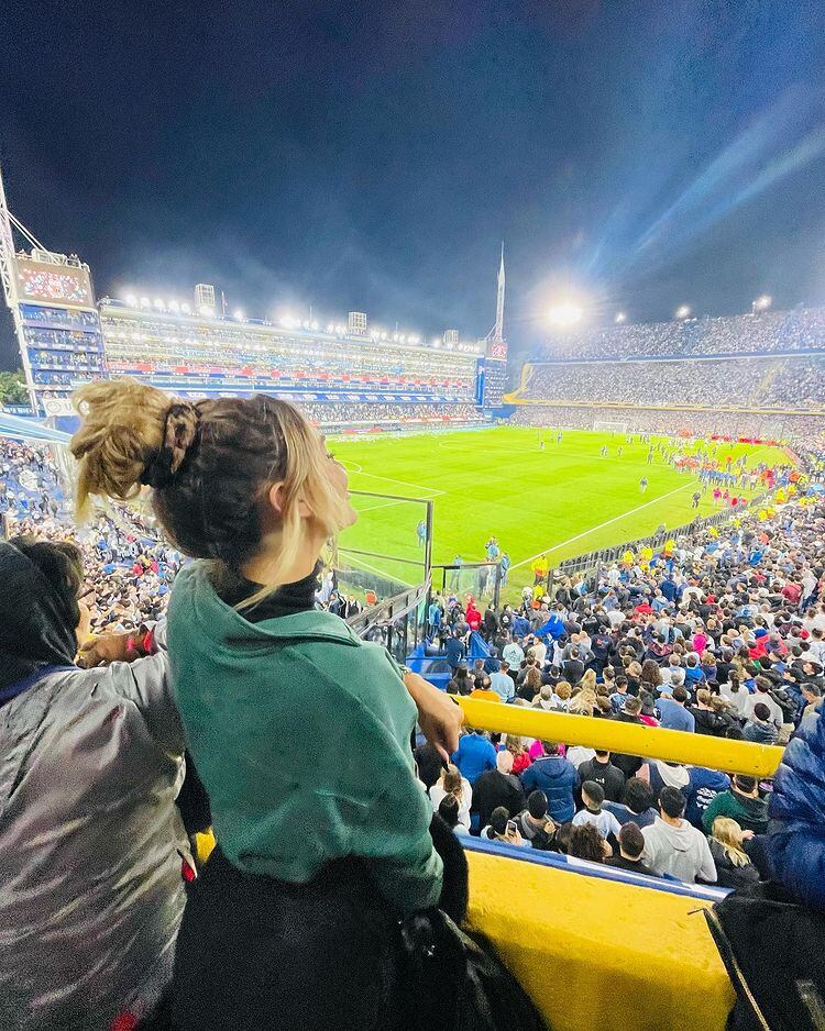 Yasmila Mendeguía desde la cancha de Boca Juniors.