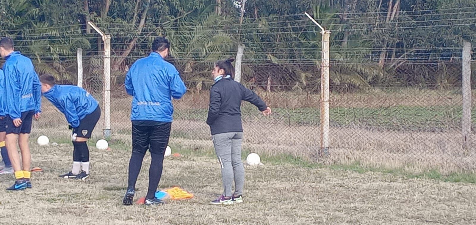 Milagros Liebana es la primera mujer tresarroyense en formar parte del Cuerpo Técnico de un equipo de fútbol.