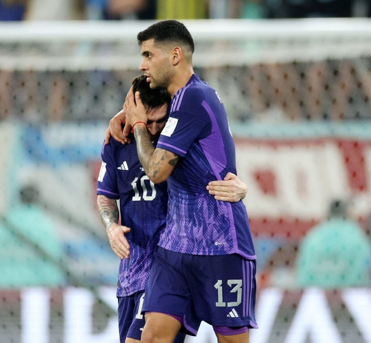 Mundial de Qatar 2022: los padres del Cuti Romero lo viven a la distancia ¿Por qué no viajaron?