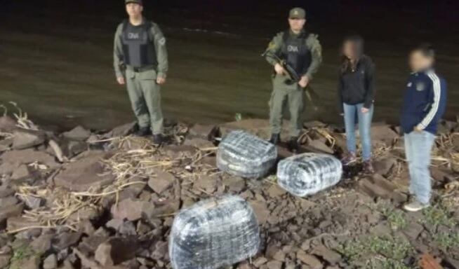 Incautan marihuana abandonada en Posadas.